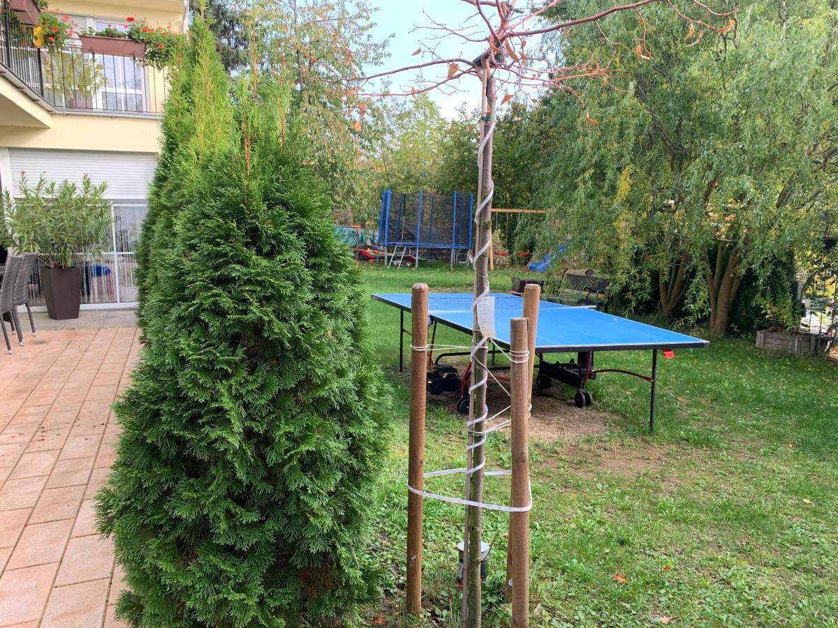 Terrassenwohnung In Estenfeld Bei Wuerzburg Exterior foto
